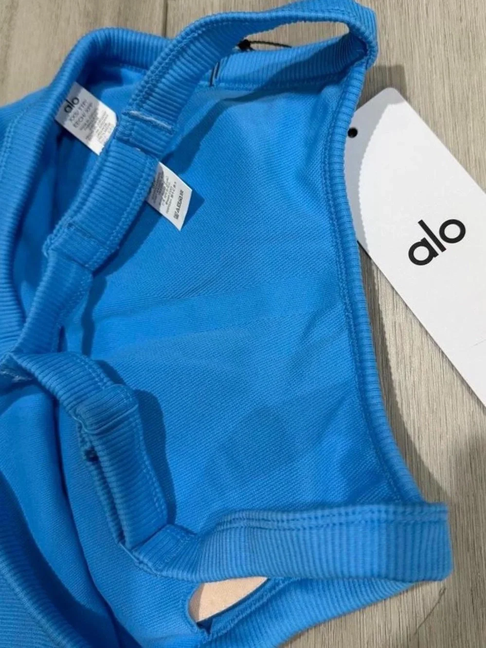 ALO Yoga Seamless Ribbed Favorite Bra Tank in Azure Blue  — Size XXS